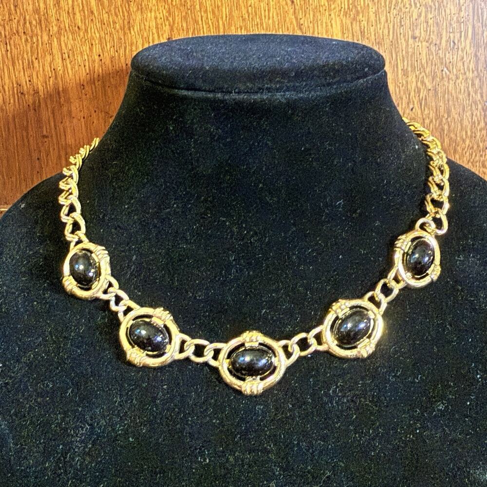 VTG 50’s Trifari Gold Plate Black Cabochons Choker Statement Necklace 16”-17”